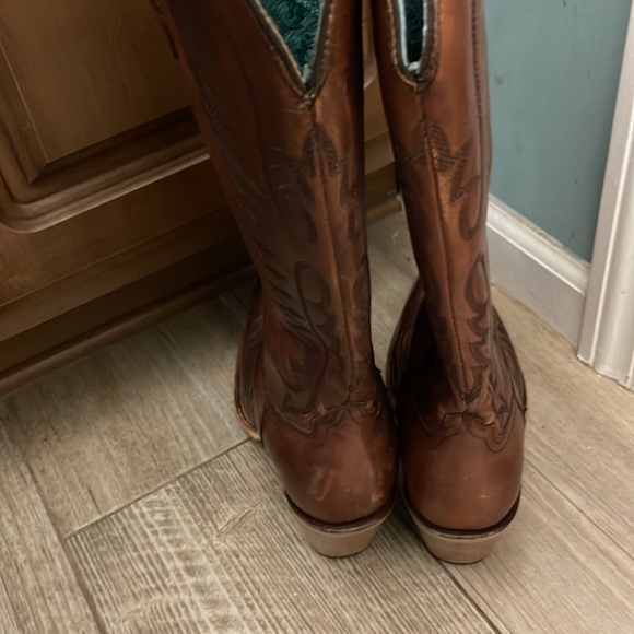 Corral size 8 genuine leather boots worn twice - Picture 6 of 6